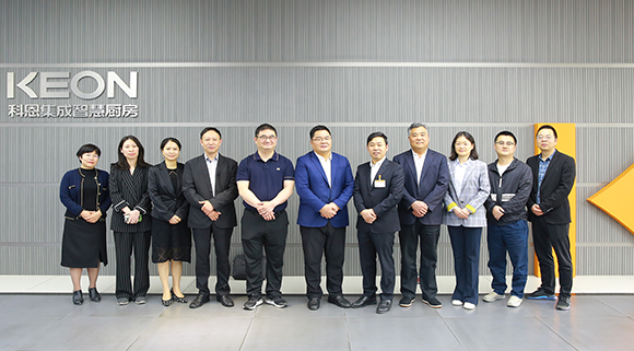 嵊州市政協(xié)副主席裘慶軍一行蒞臨科恩參觀指導(dǎo)！